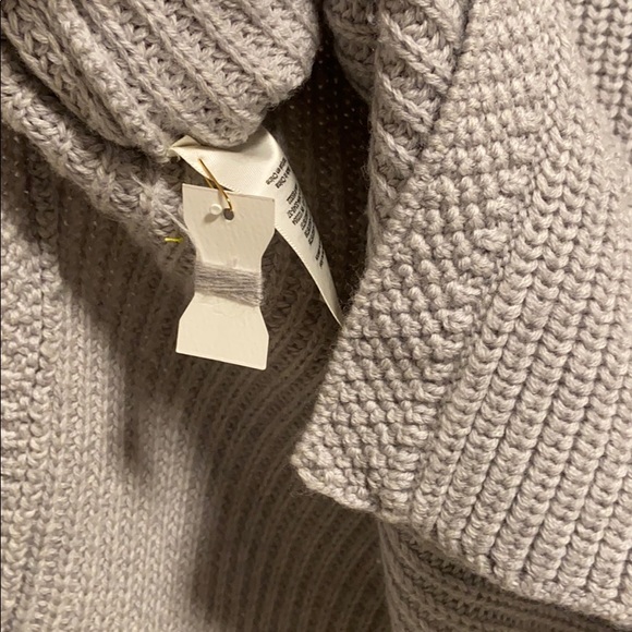 Aritzia // Wilfred Durandal Sleeveless Sweater - Picture 10 of 13